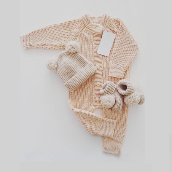 Cotton Knit baby Romper. Apricot. 0-6m - Picture 1 of 4